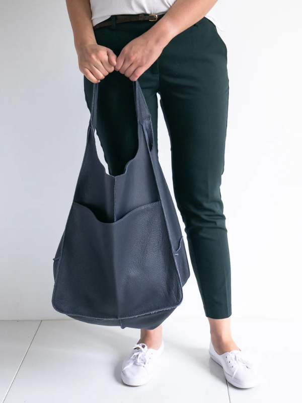 Maxine Tote – Stylish and Unique Beach Bag