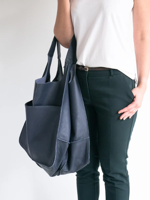 Maxine Tote – Stylish and Unique Beach Bag