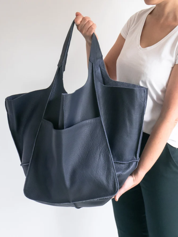 Maxine Tote – Stylish and Unique Beach Bag