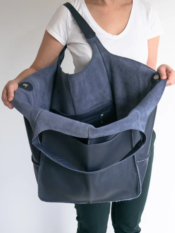 Maxine Tote – Stylish and Unique Beach Bag