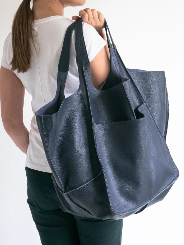 Maxine Tote – Stylish and Unique Beach Bag