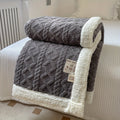 Stijlvolle Omkeerbare Fleece Deken voor Ultiem Comfort en Warmte