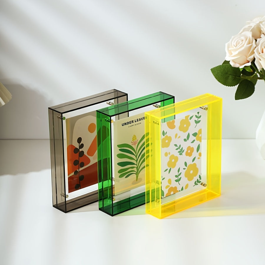 ChicFrame – Luxury Acrylic Photo Frame for Your Photos