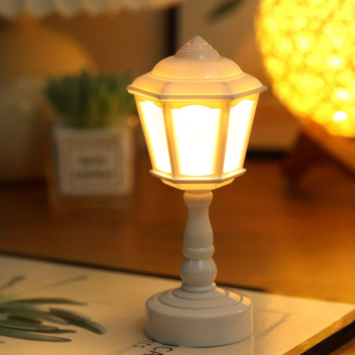 RetroGlow Lamp - Small LED Table Lamp Streetlight