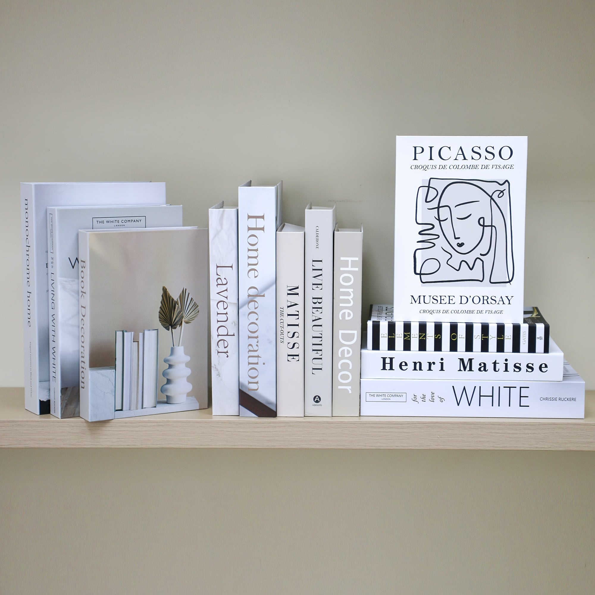 CityCharm - Stylish Decorative Faux Books Set