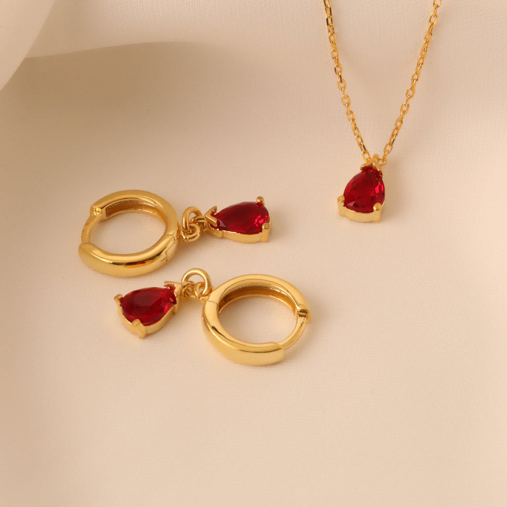 Elegant Garnet Birthstone Jewelry Set - Liora's Enchantment