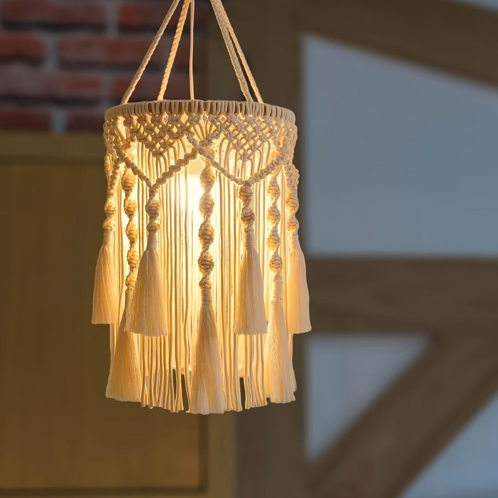 BohoTwist Pendant - Hand-Woven Lampshade with Tassels