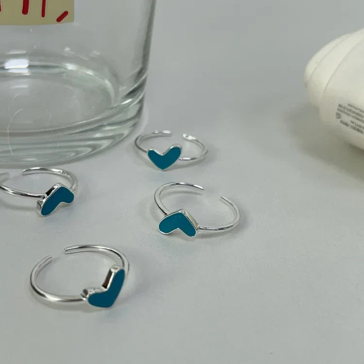 Refined Silver Heart Ring with Enchanting Blue Droplet – Ameline Collection