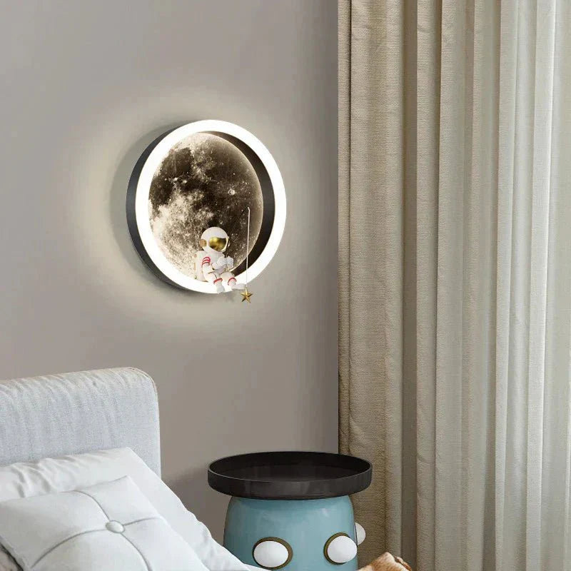 Spacelume - Moon LED Wall Lamp