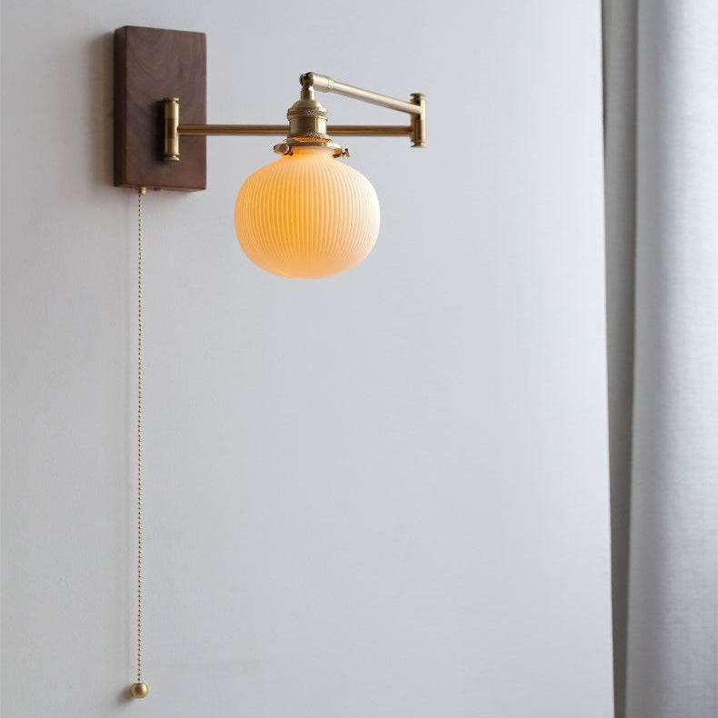 ChicGlow - Elegant Wall Lamp Made of Wood and Ceramic