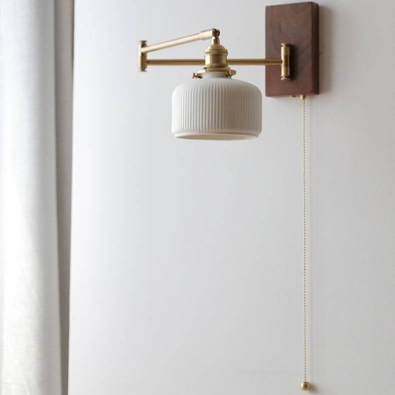 ChicGlow - Elegant Wall Lamp Made of Wood and Ceramic