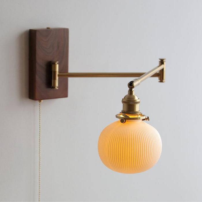 ChicGlow - Elegant Wall Lamp Made of Wood and Ceramic