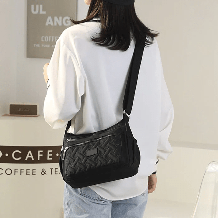 UrbanEssence Crossbody Bag – Stylish and Functional Accessory
