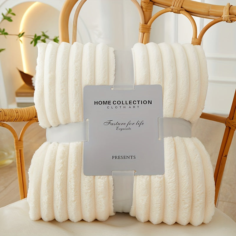 Luxury Flannel Polyester Blanket – Ultimate Comfort & Warmth