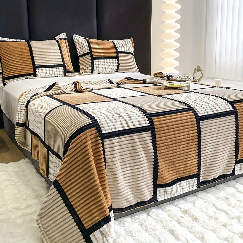 CozyLuxe – Flannel Blanket for Every Season