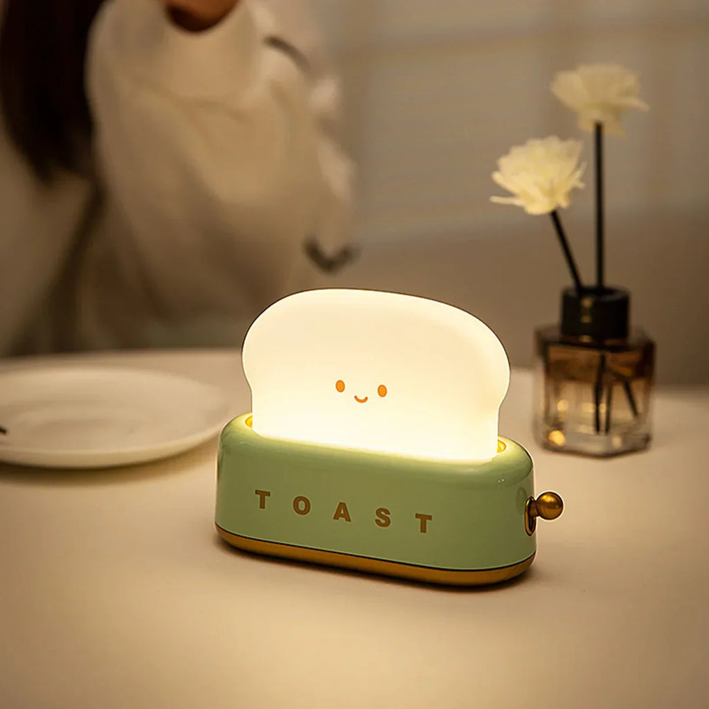 ToastieGlow – Charming Toast-Shaped Night Light