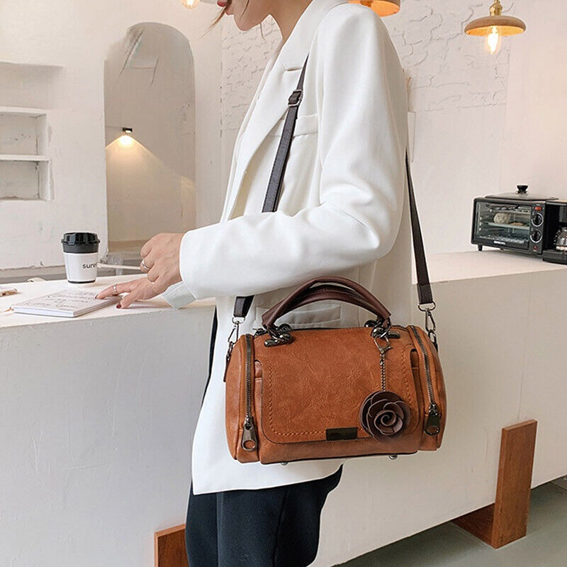 Dahlia Boston Bag – Stylish Fashion Must-Have