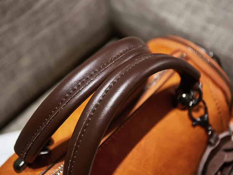 Dahlia Boston Bag – Stylish Fashion Must-Have
