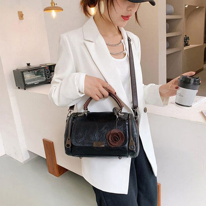 Dahlia Boston Bag – Stylish Fashion Must-Have
