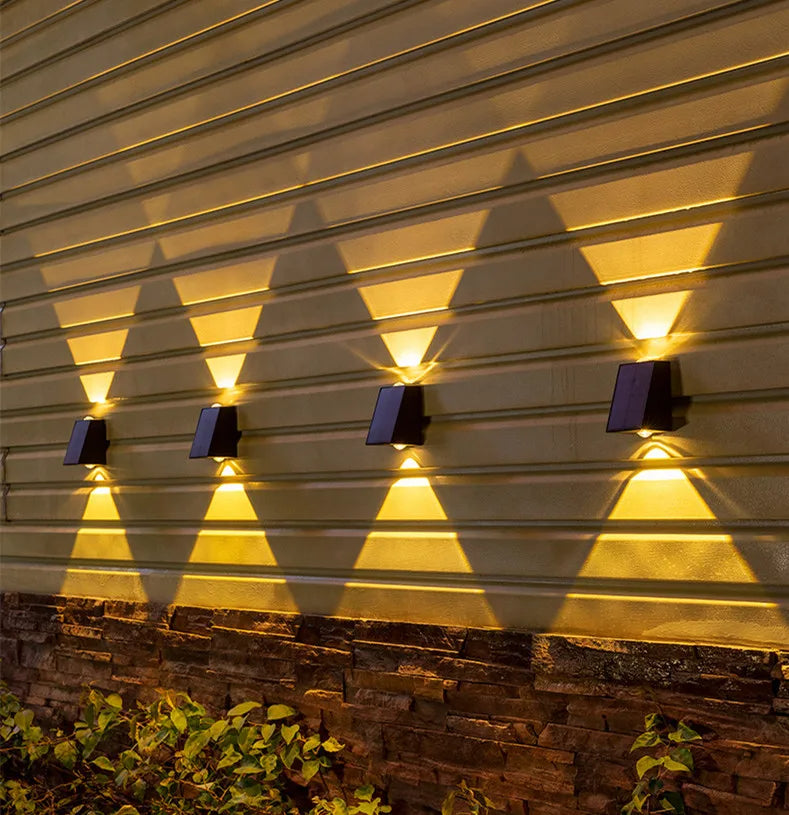 Wireless LED Solar Upside Down Lamps - Create the perfect ambiance in your garden!