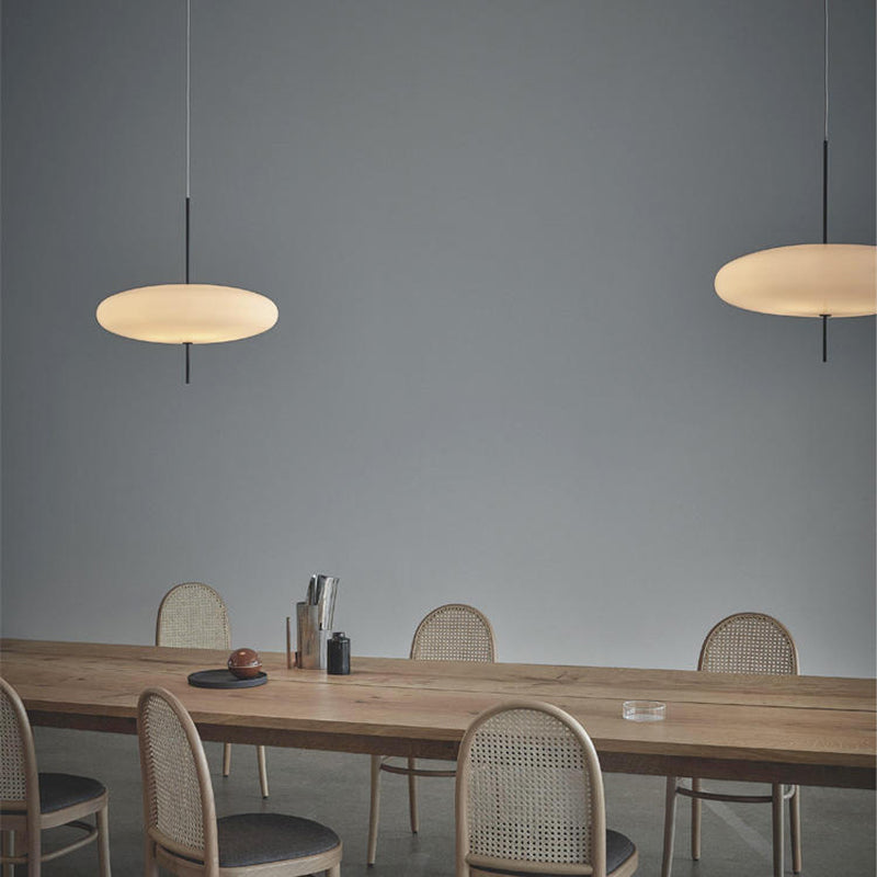 VintageAura Light – Elegant Oval Pendant Light for any Space