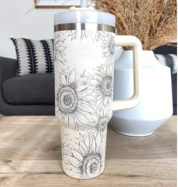 HydraChic Thermo Mug - Stylish Insulation for Drinks