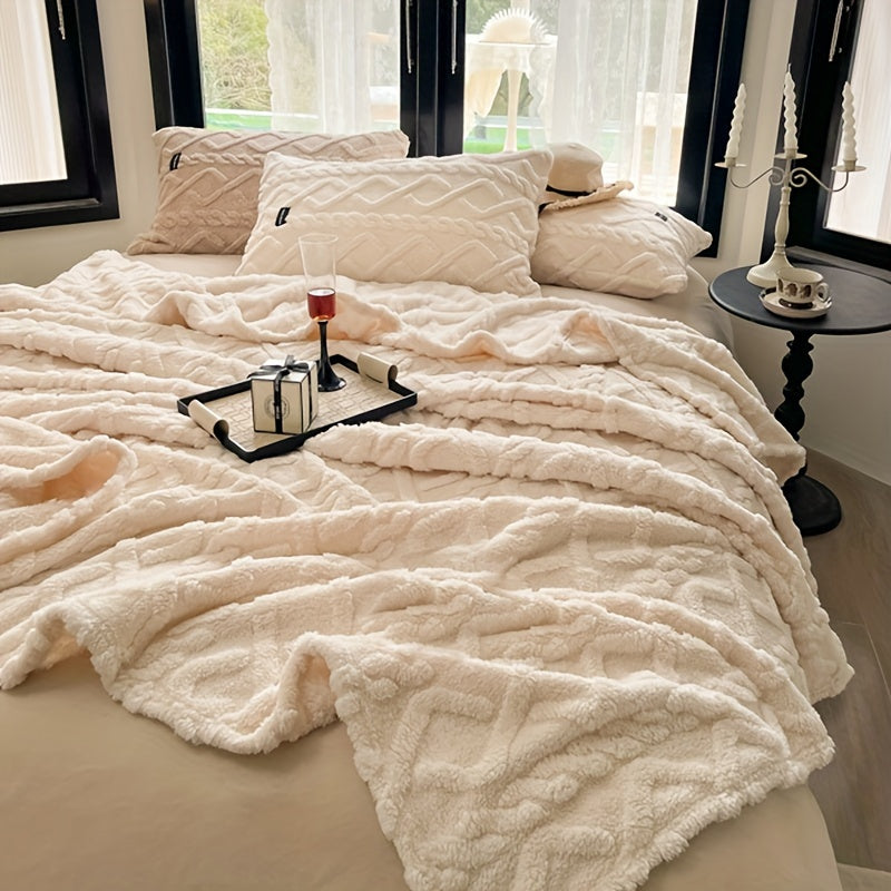 EssenceBlanket – Stylish, Lightweight Blankets for Every Season