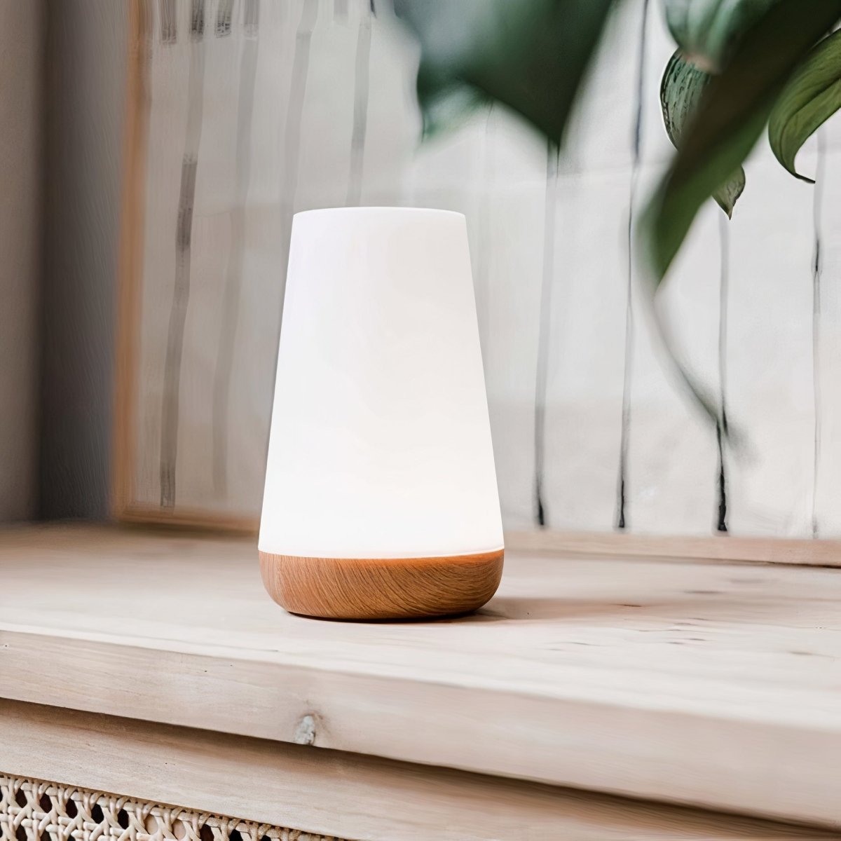 Enlight - Elegant Touch Night Lamp with Colors