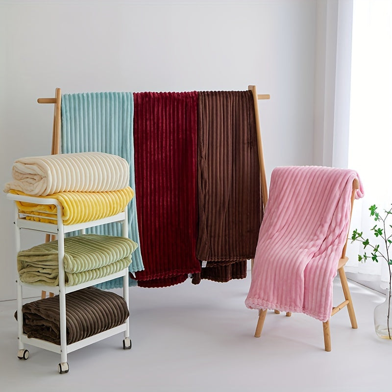 Luxury Flannel Polyester Blanket – Ultimate Comfort & Warmth