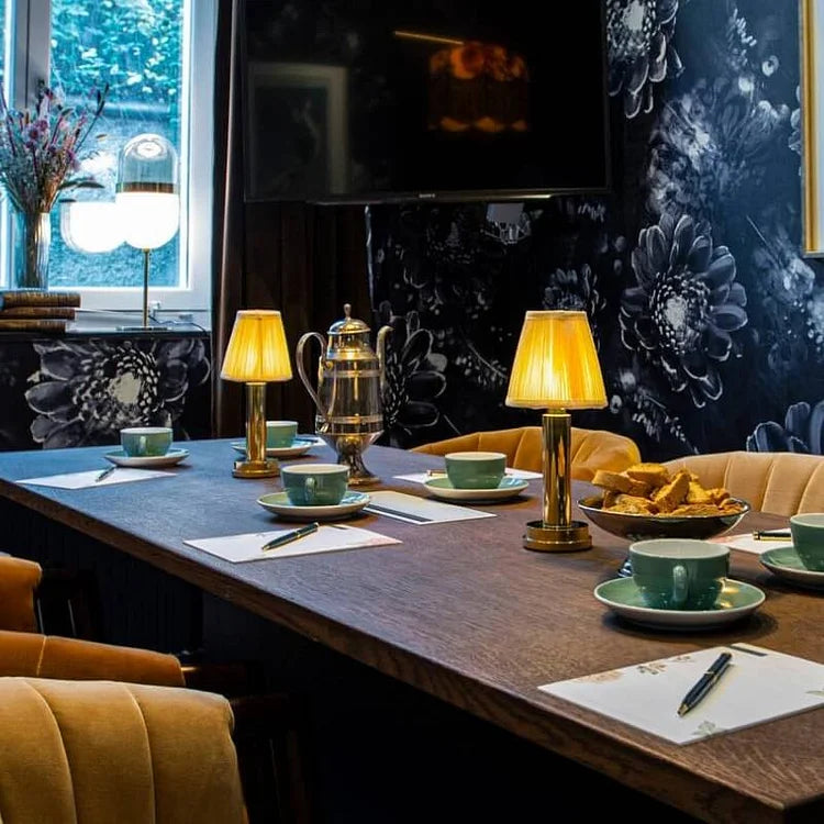 LuxeSilk Wireless Table Lamp