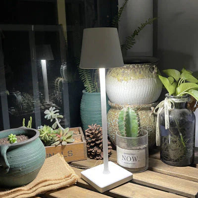 LumiAura - Draagbare LED Tafellamp met Dimfunctie