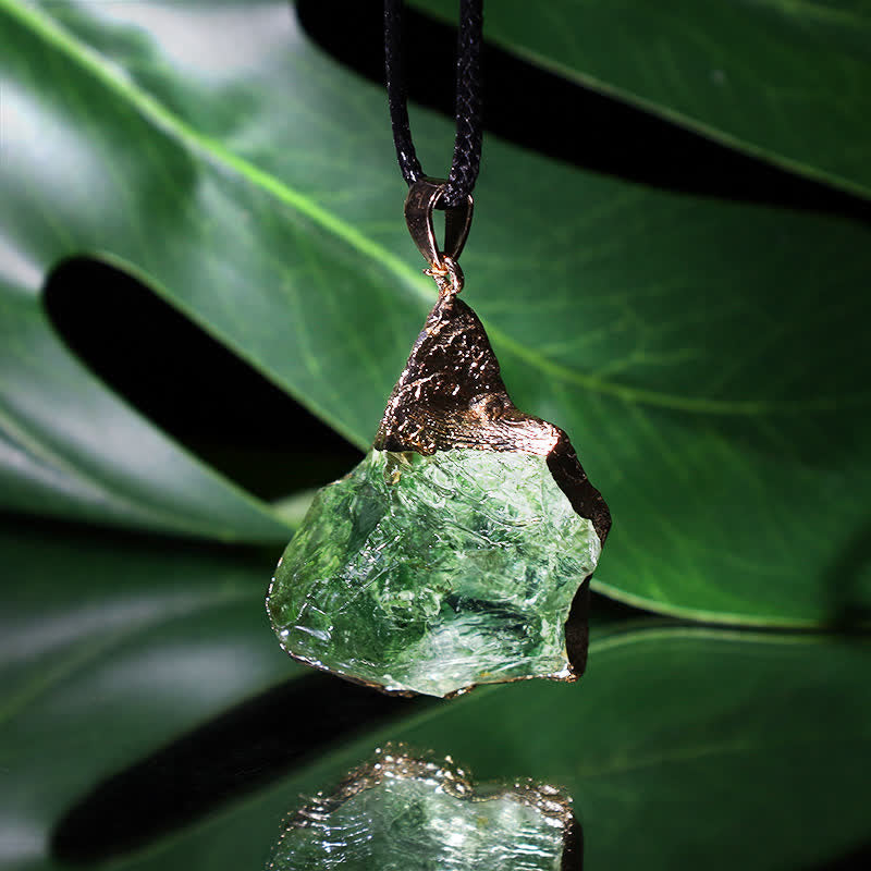 Elegant Natural Moldavite Necklace - Lyra