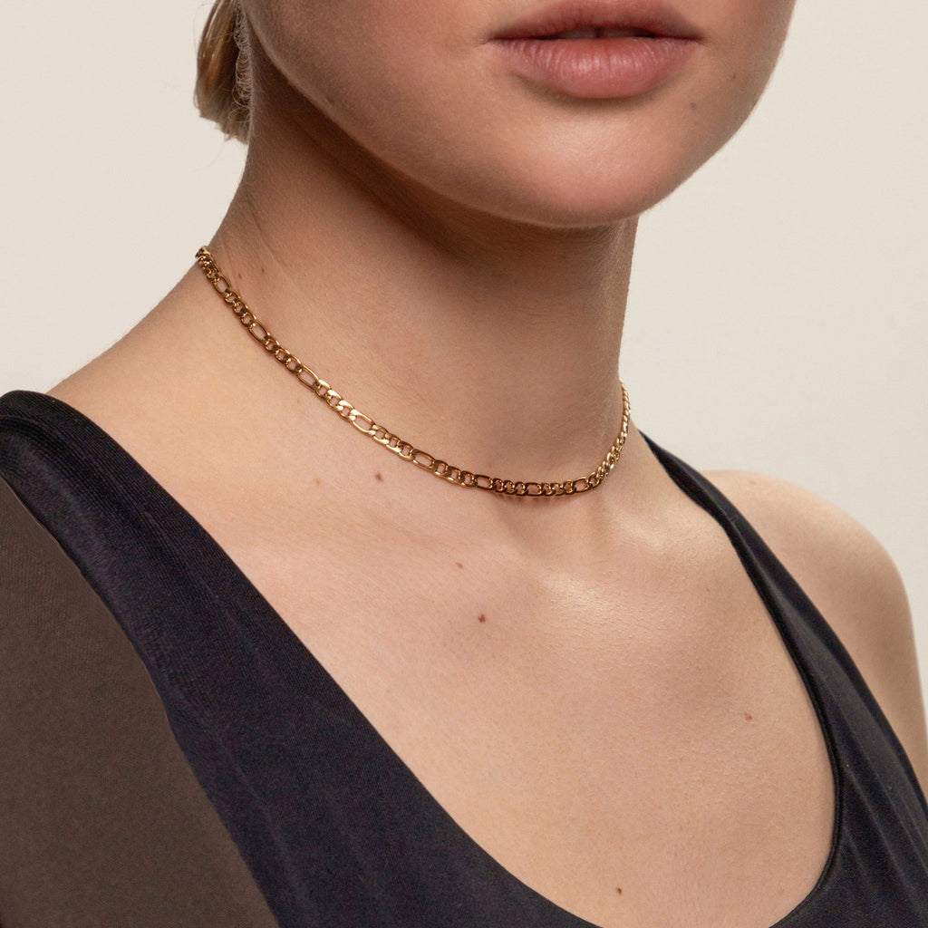 Elegant Minimalist Lola Choker -