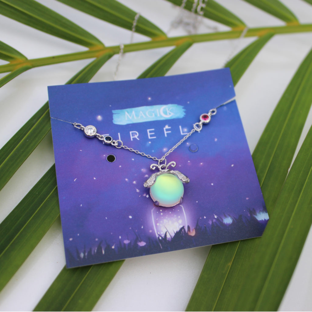 Enchanting Moonstone Necklace by Vuurvlieg | Unique and Radiant