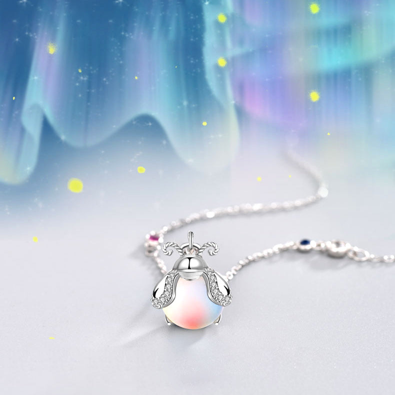Enchanting Moonstone Necklace by Vuurvlieg | Unique and Radiant