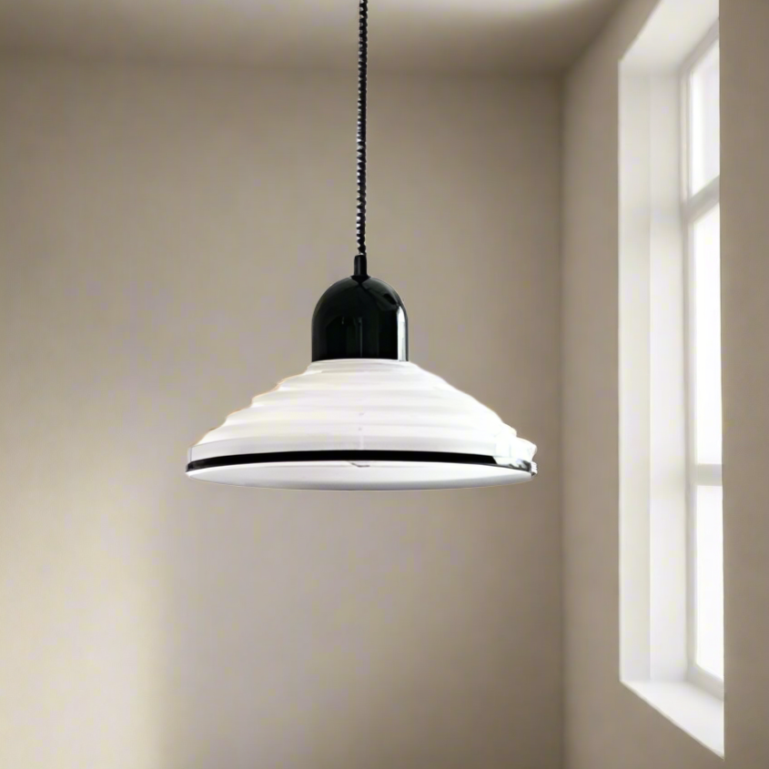EclatCremeux Chandelier - Refined Cream-Colored Pendant Lamp