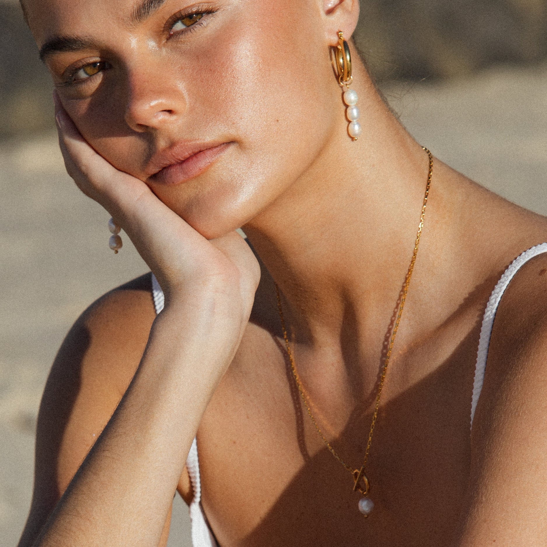 Elegant Pearl Necklace with Refined Clasp - Lucía