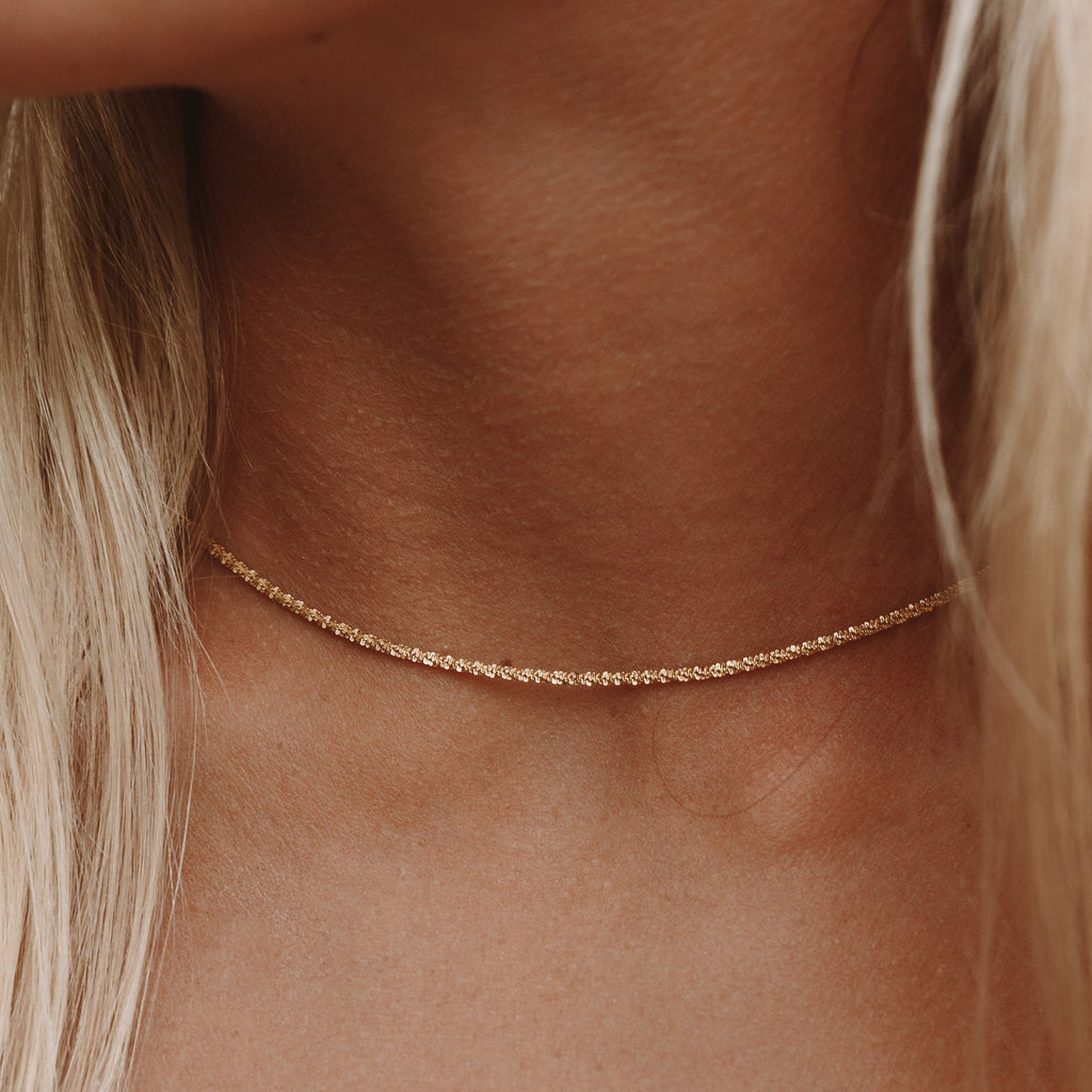 Stylish Amaya Necklace - Timeless Elegance