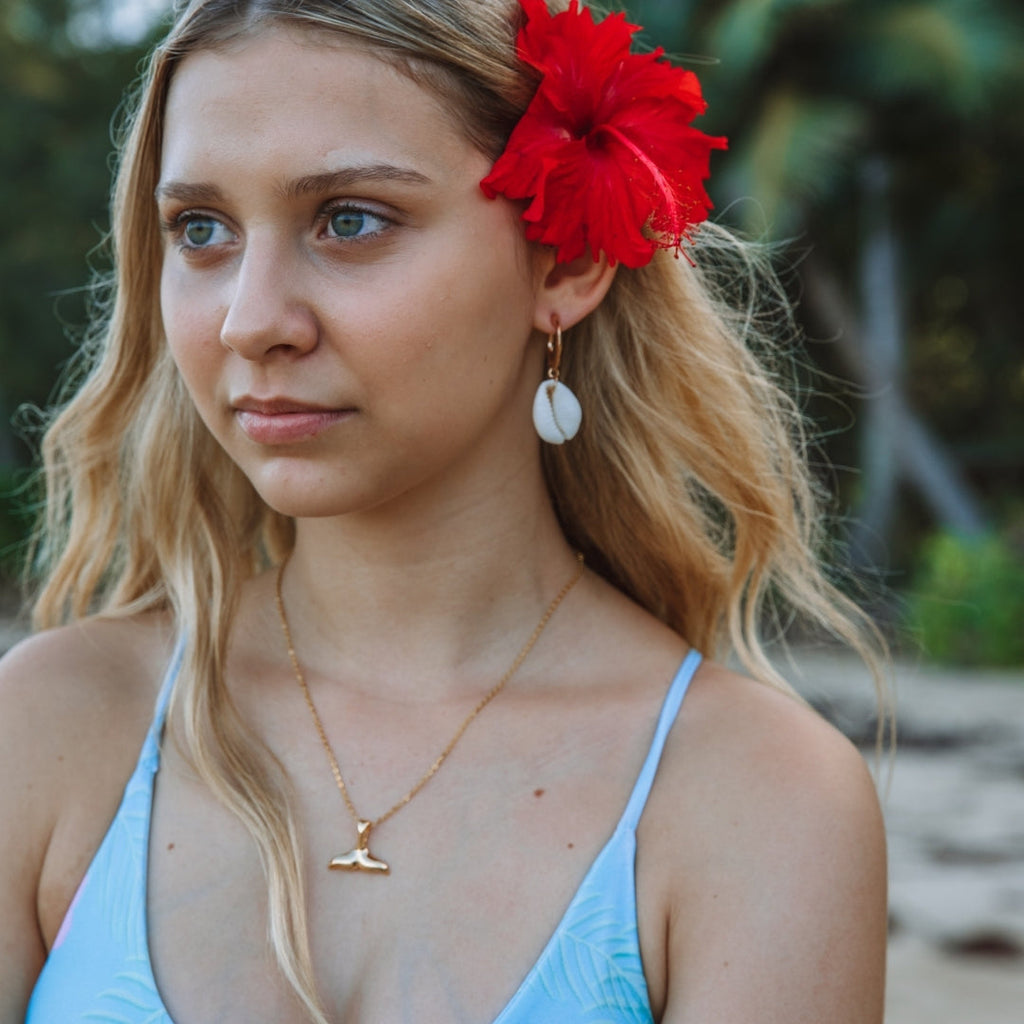 Elegant Elara Whale Tail Necklace