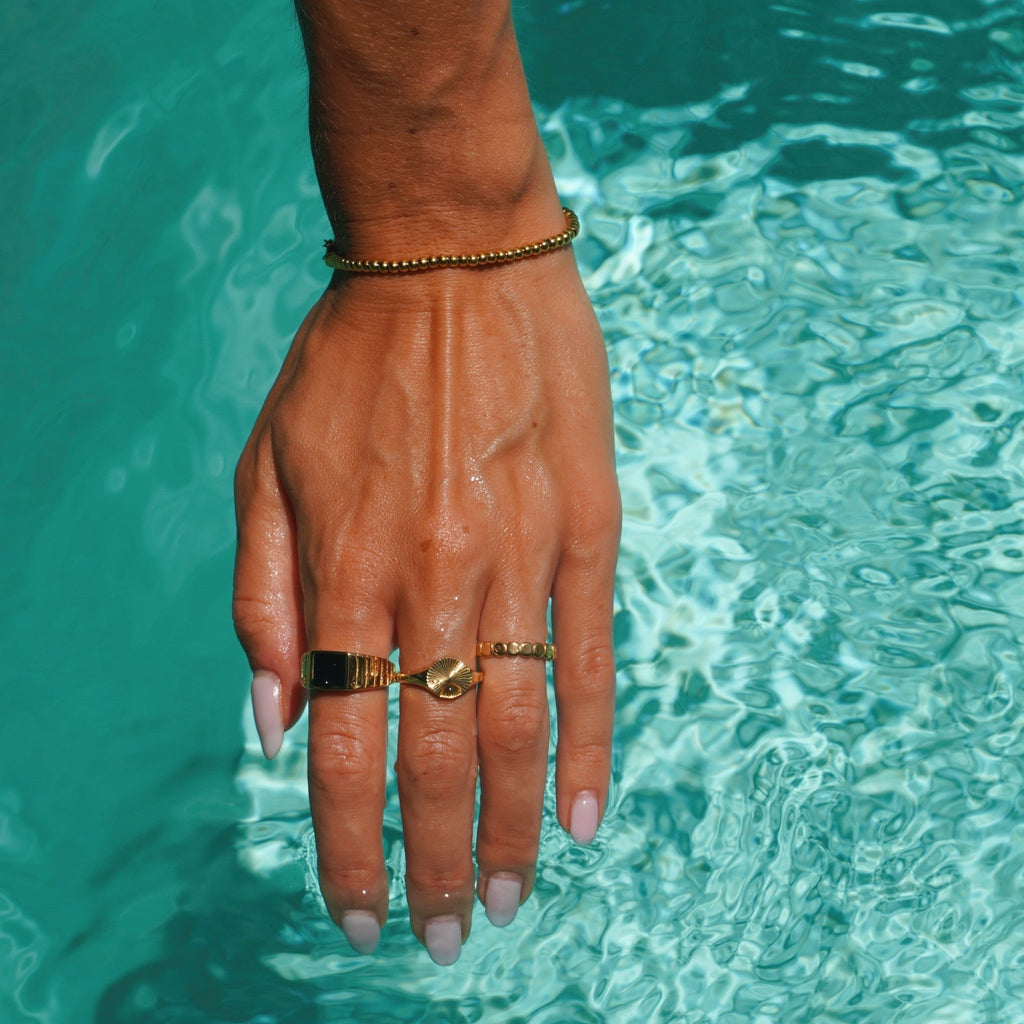 Elegant Elina Bead Ring for a Timeless Look