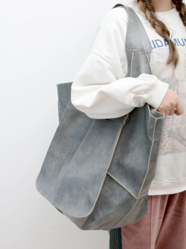 Maxine Tote – Stylish and Unique Beach Bag