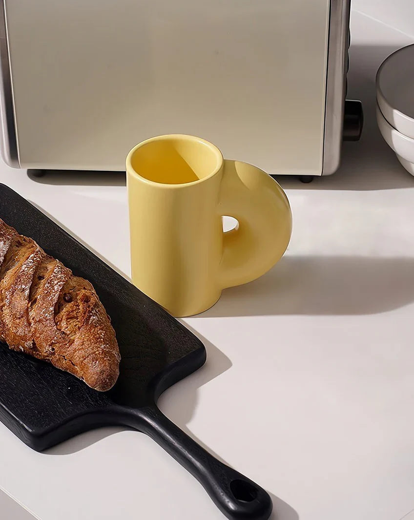 Elissa Cup – Luxury Porcelain Cup for Elegant Occasions