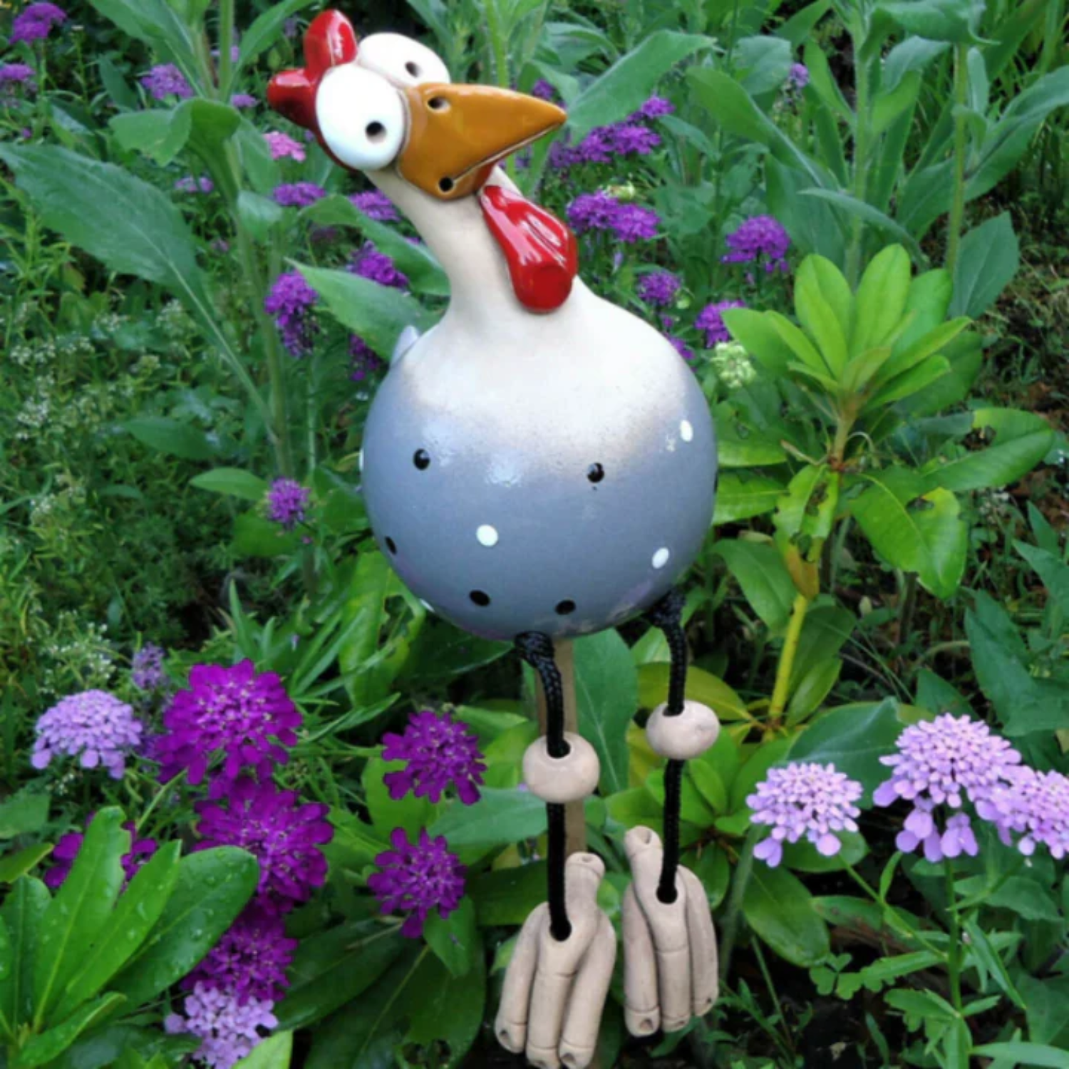 Happy Chicken – Playful Outdoor Garden Chicken Decoration