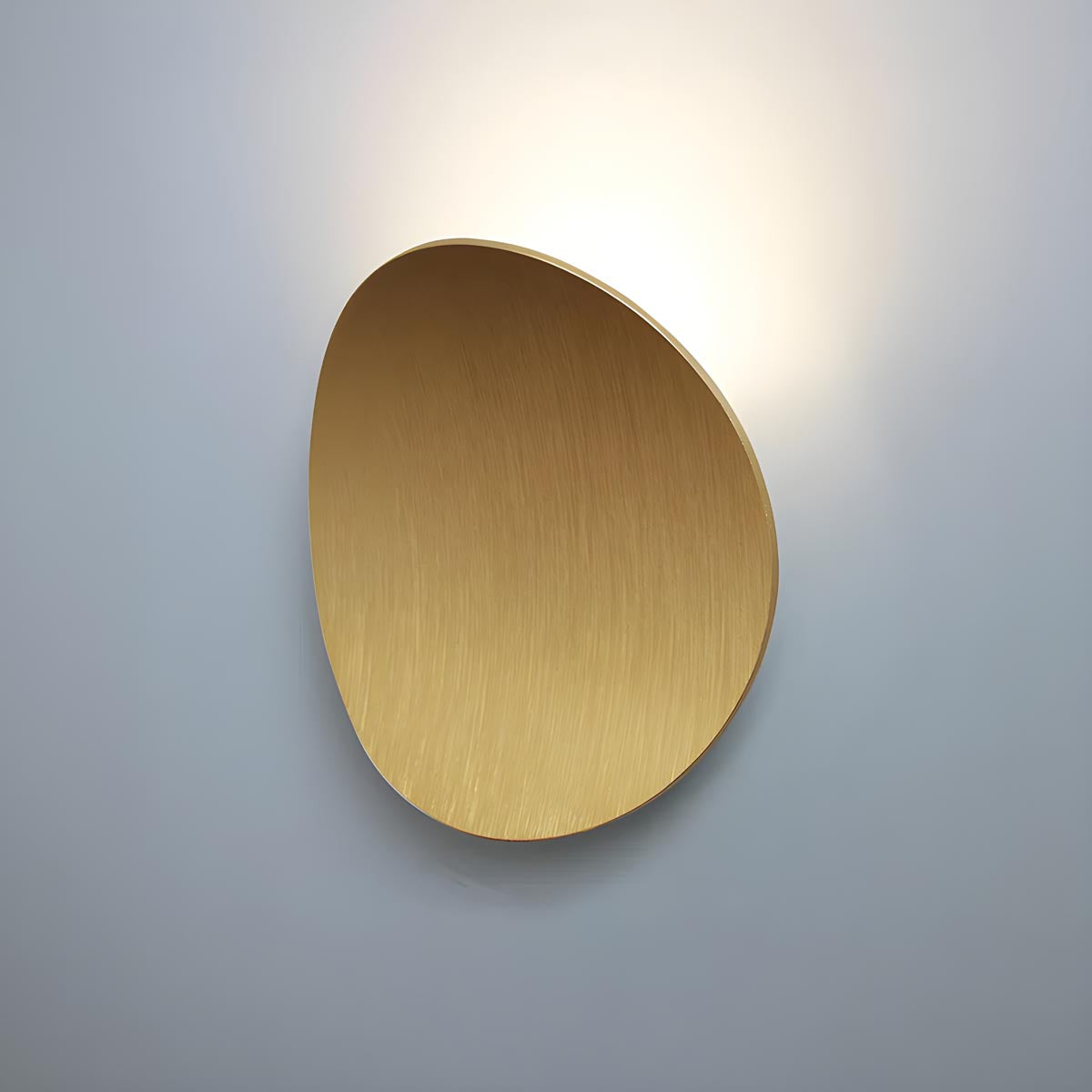 DuskGlow - Elegant Wall Lamp for Atmospheric Lighting