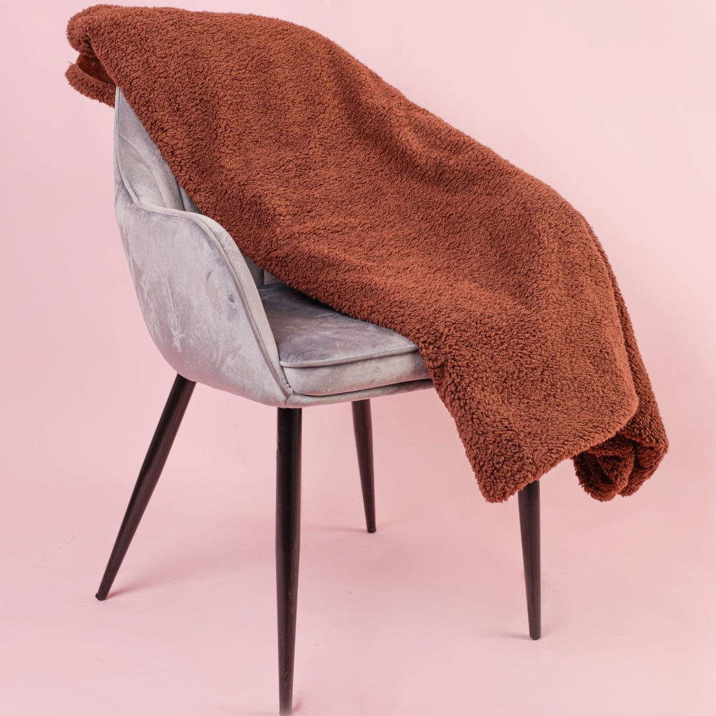 CozyGuard Blanket - Luxurious Waterproof Blanket for Relaxation