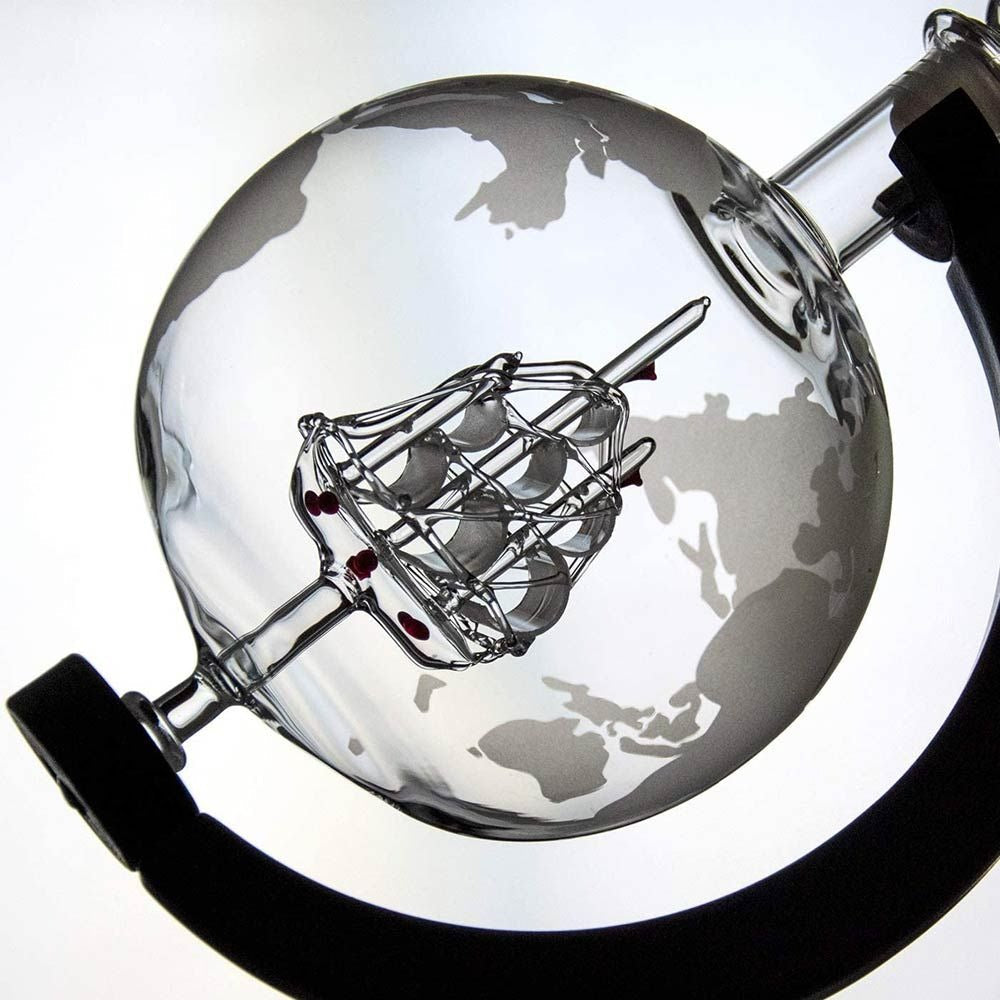 Globe Whiskey Decanter Set – Luxury Globe Decanter with Glasses