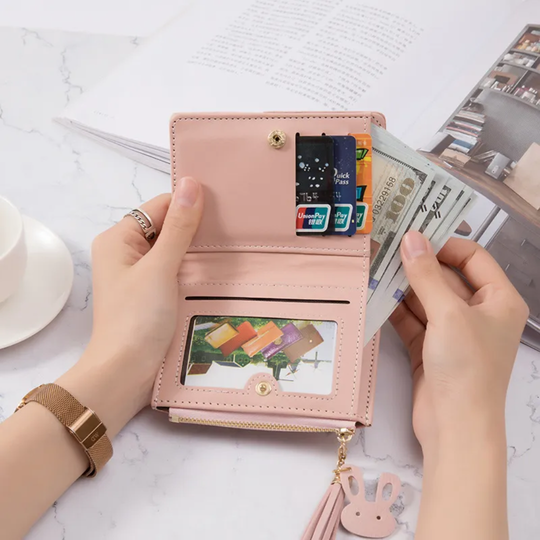 ChicPocket – Mini Wallet with Trendy Tassel