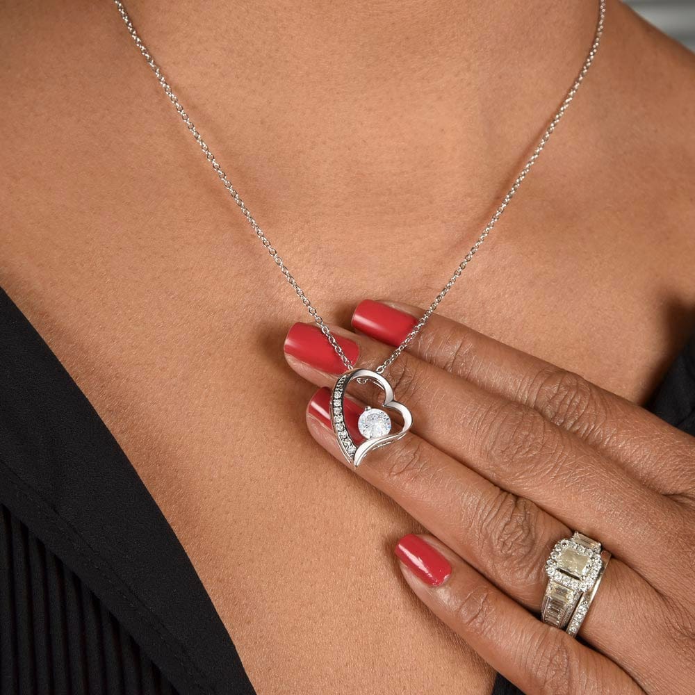 Diamond Love - A loving necklace for your beloved wife