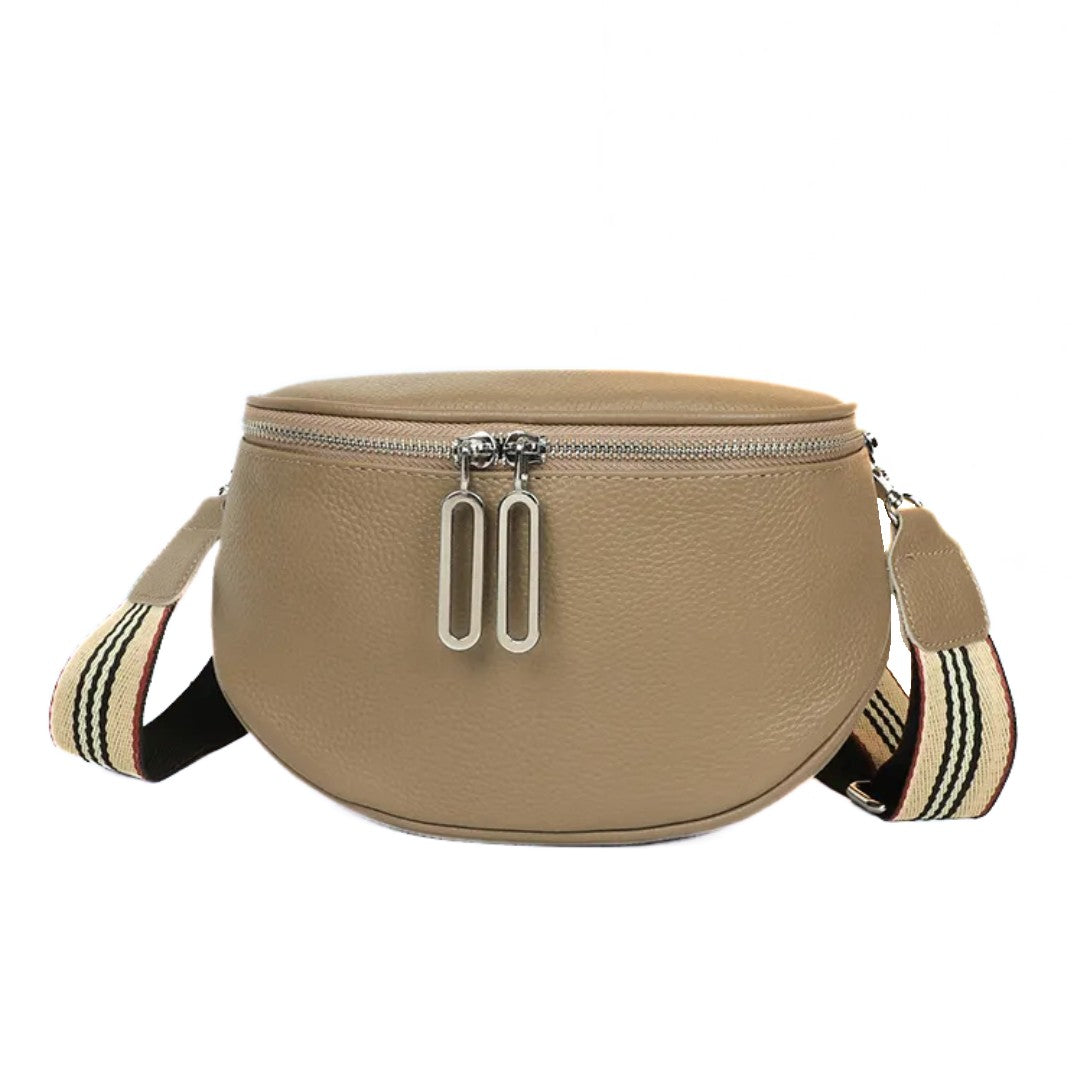Lucy LeatherBag – Trendy and Cute Leather Saddle Bag