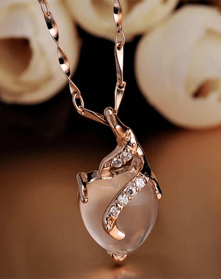 Calista Heart - Elegant Opal Necklace